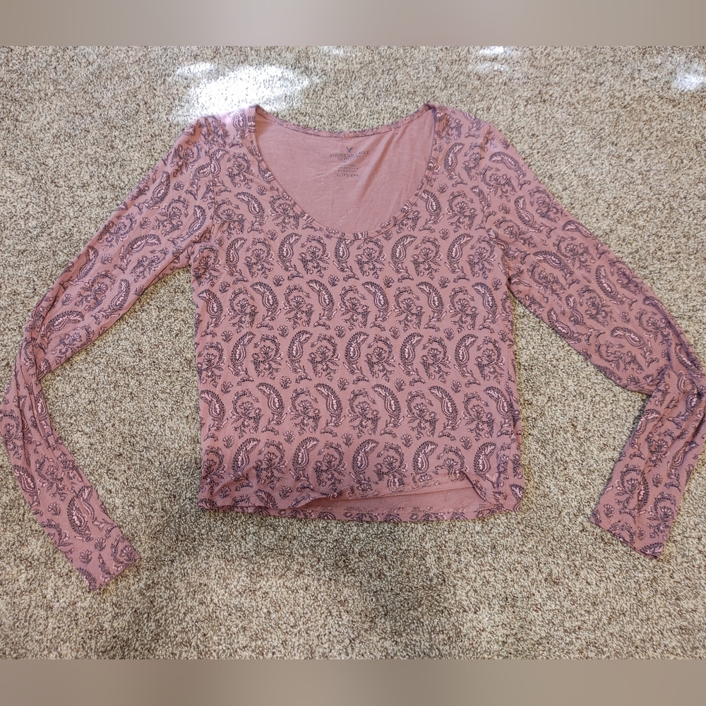 American eagle long sleeve pink paisley semi crop tee